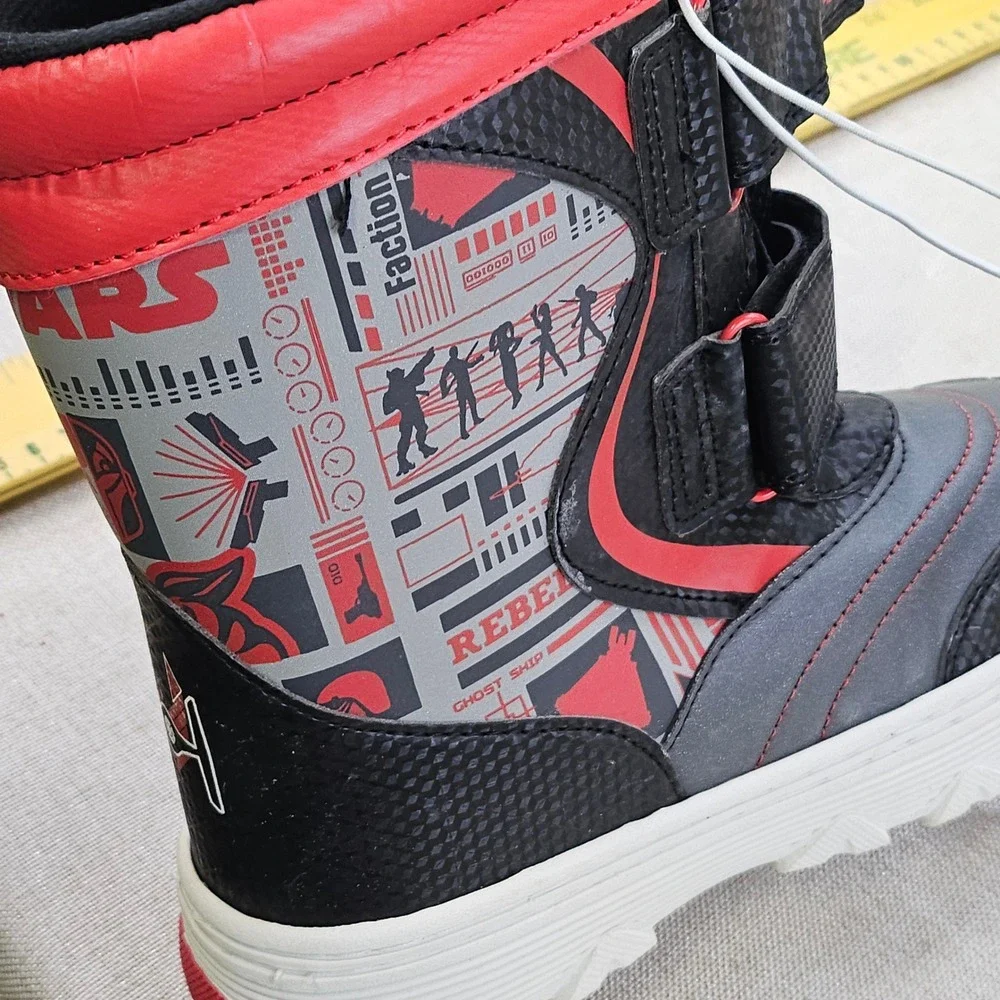 Star Wars Stormtrooper Winter Snow Boots‎ Red Black Boys Size 4
